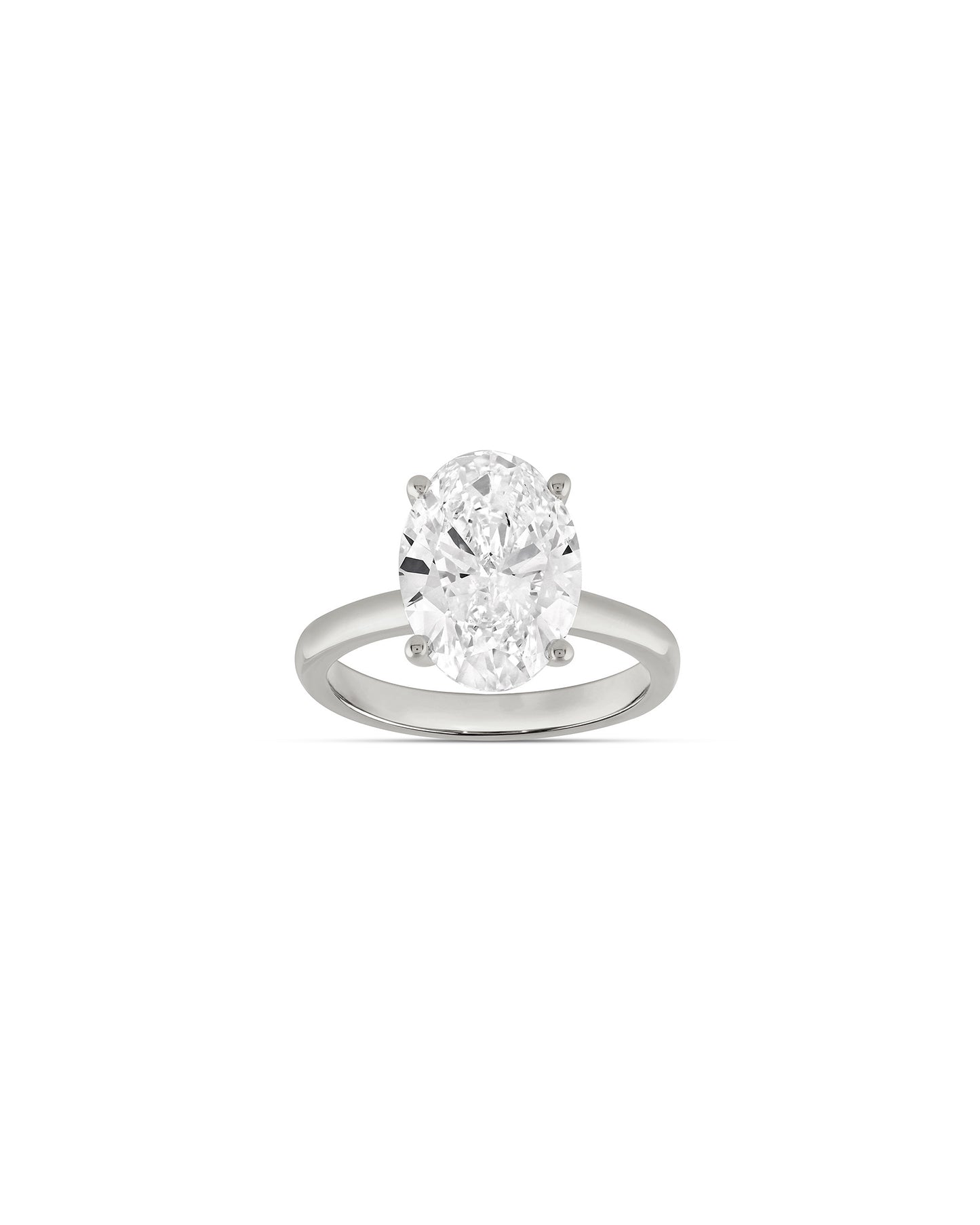 Ring -  oval - 5 ct. - hvid guld